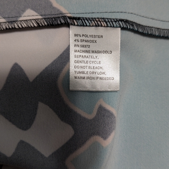 Voir Voir Like New Sleeveless Round Neck Classic Fitted Slip Dress - Picture 13 of 13